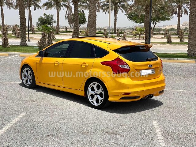2014 فورد فوكس