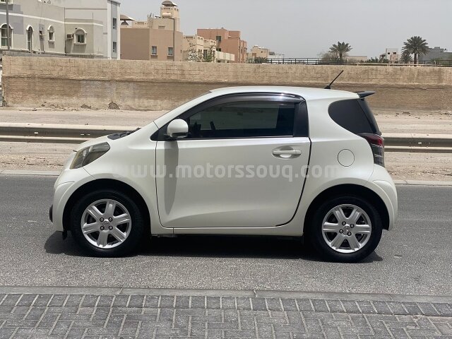 2011 Toyota IQ