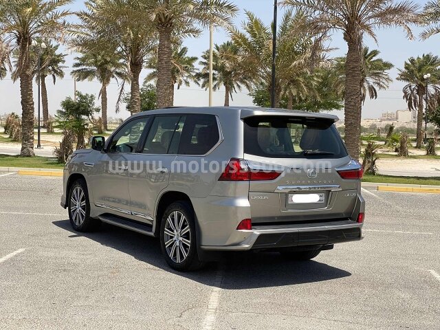 2017 Lexus LX