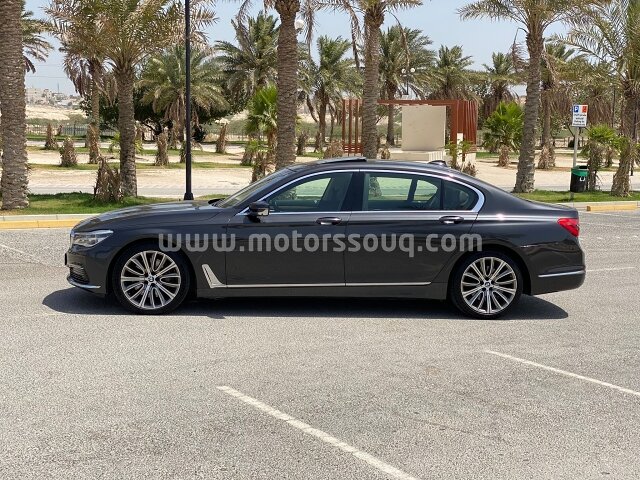 2017 BMW 750