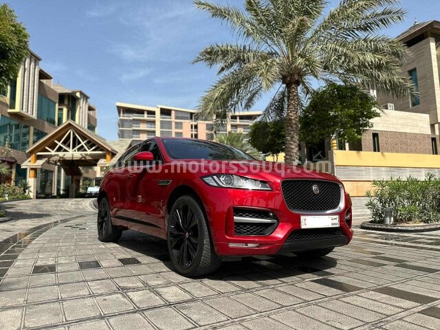 2017 جاغوار إف بايس