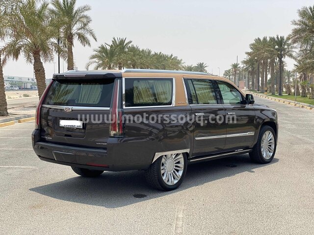 2016 كاديلاك إسكاليد