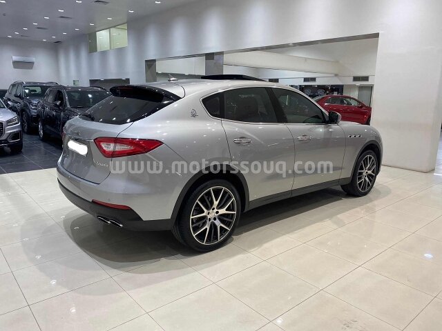 2018 Maserati Grancabrio