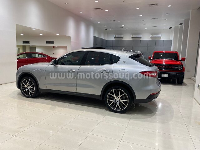 2018 Maserati Grancabrio