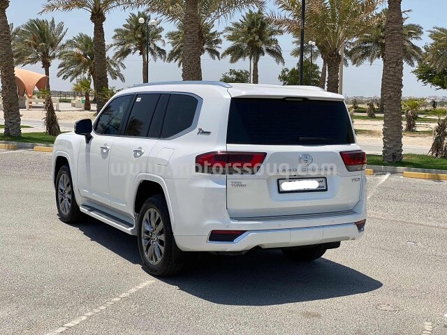 2022 Toyota Land Cruiser