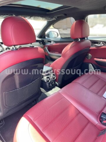 2018 KIA Quoris