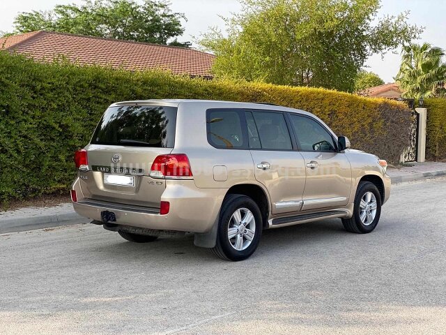 2014 Toyota Land Cruiser