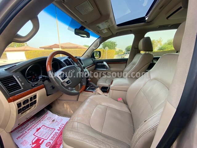 2014 Toyota Land Cruiser
