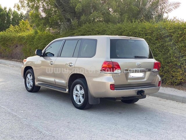 2014 Toyota Land Cruiser