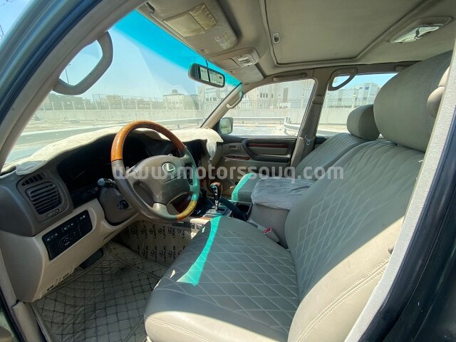 2001 لكزس إل إكس