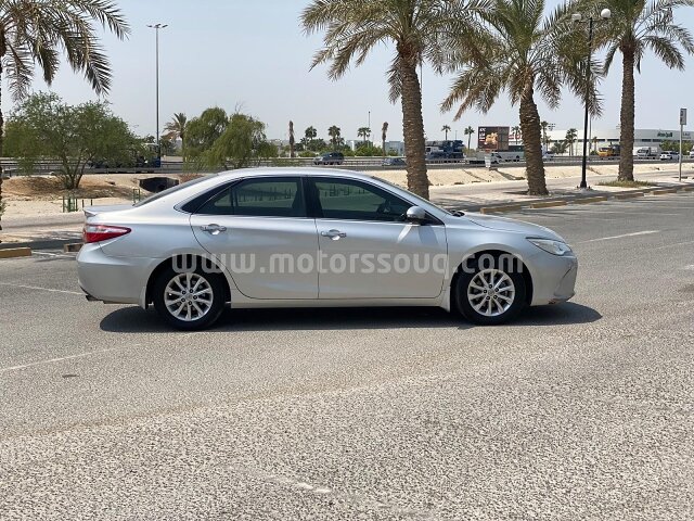 2017 تويوتا كامري
