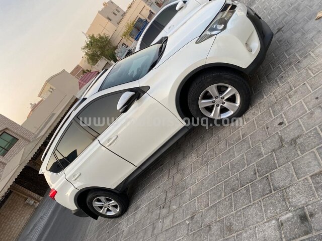 2014 تويوتا راف 4