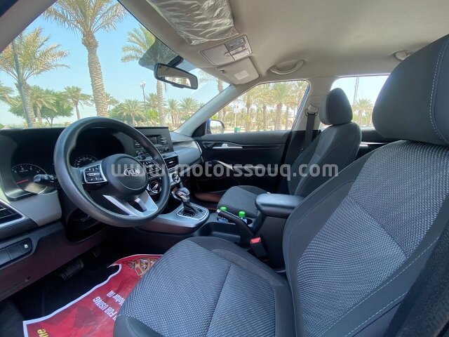 2020 KIA Shuma