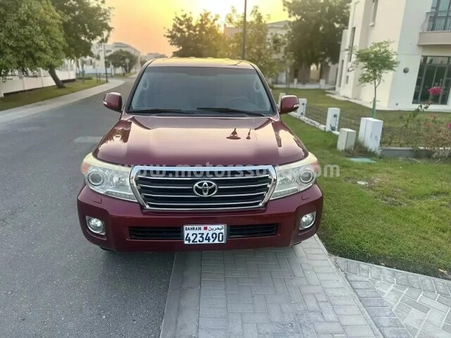 2013 Toyota Land Cruiser