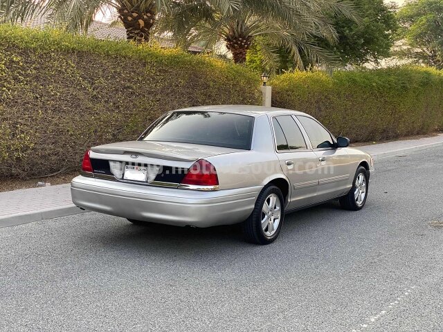 2011 Ford Crown Victoria
