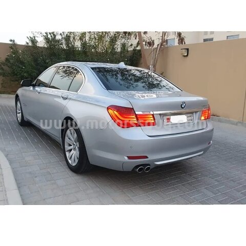 2010 BMW 730