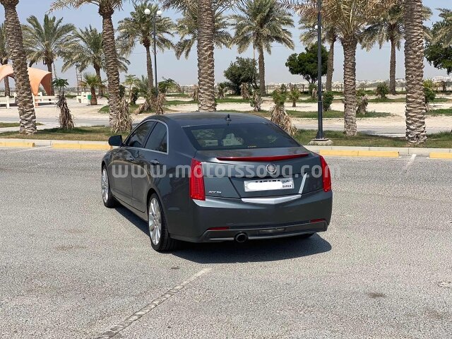 2013 كاديلاك إيه تي إس