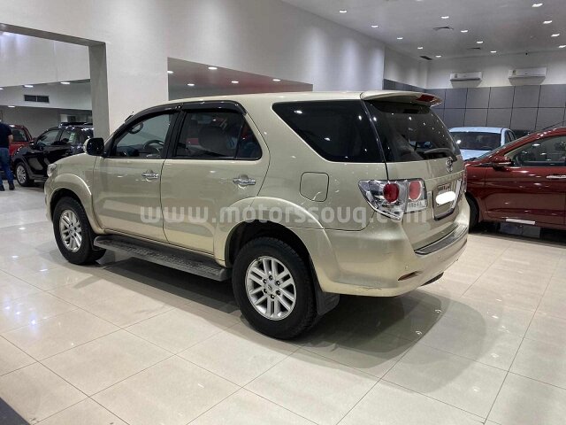 2015 Toyota Fortuner