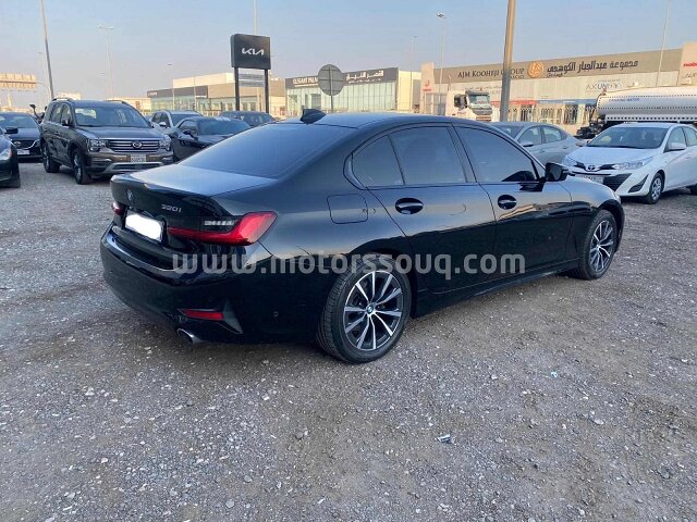 2020 BMW 320