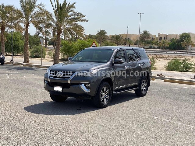 2017 Toyota Fortuner