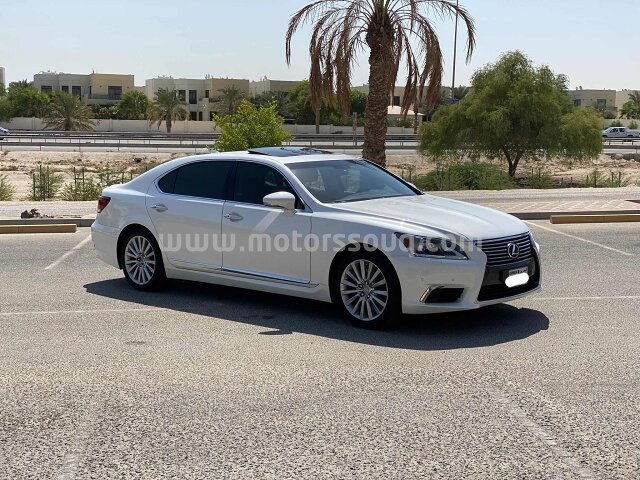 2016 لكزس إل إس
