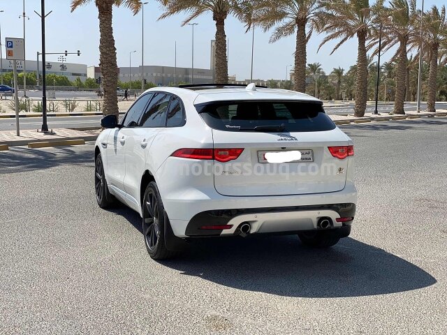 2017 Jaguar F-Pace