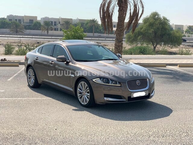 2015 جاغوار إكس إف