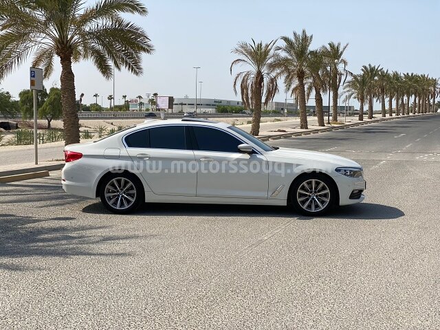 2019 BMW 520