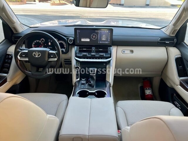 2022 Toyota Land Cruiser