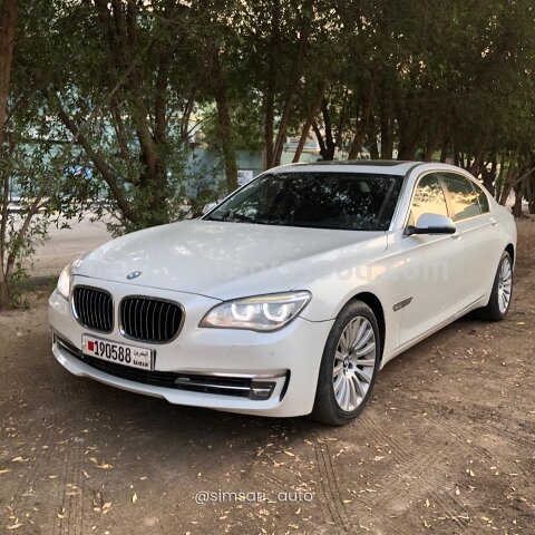 2013 بي إم دبليو 750