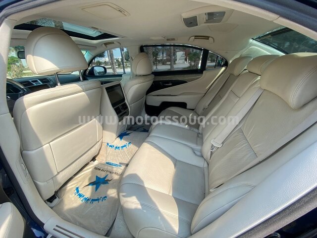 2010 Lexus LS