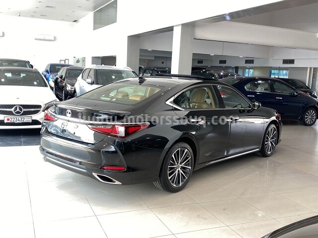 2023 Lexus ES
