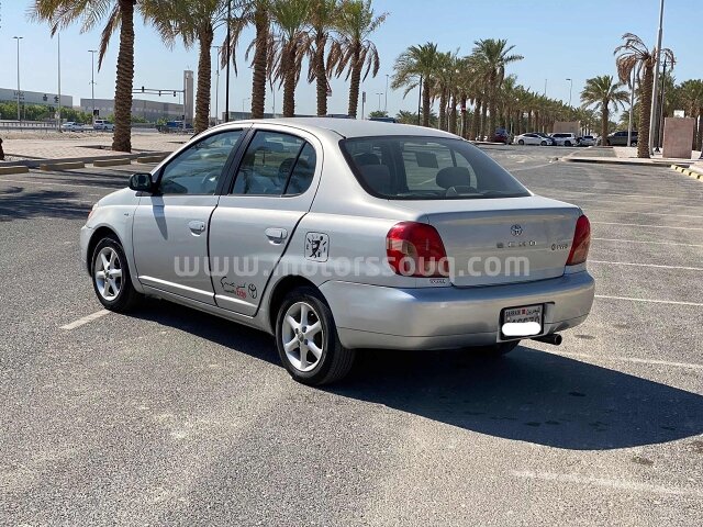 2002 تويوتا إيكو