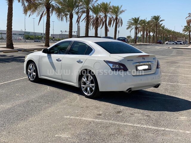 2012 Nissan Maxima