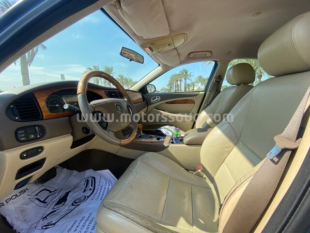 2008 جاغوار إف تايب