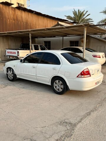 2009 نيسان صني