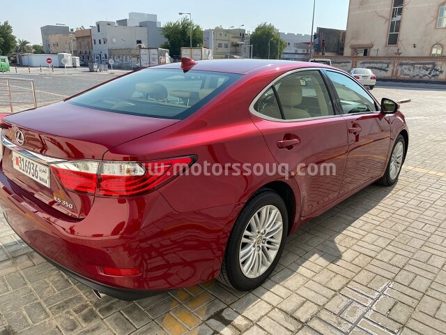 2015 Lexus ES