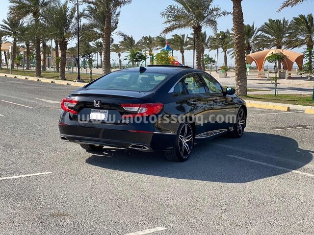 2021 هوندا أكورد
