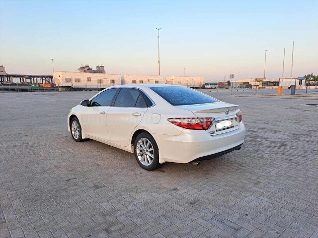 2016 تويوتا كامري