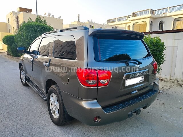 2013 Toyota Sequoia