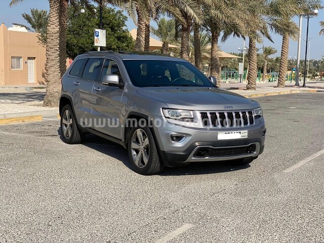 2014 جيب جراند شيروكي