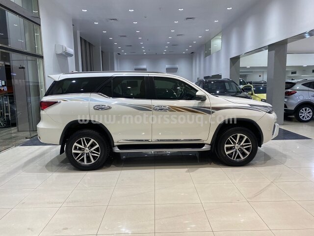 2020 Toyota Fortuner