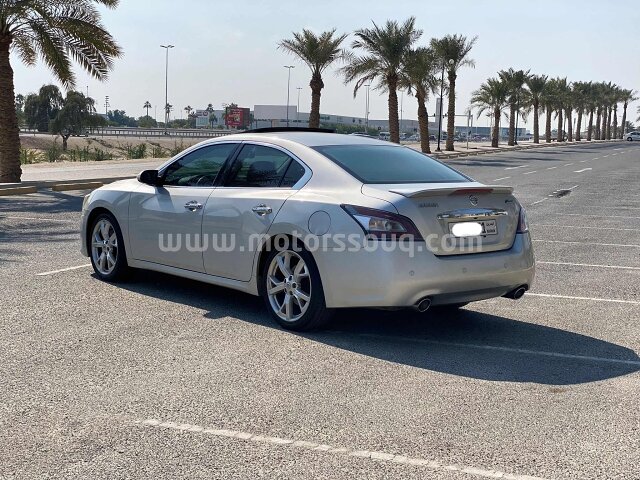 2012 Nissan Maxima