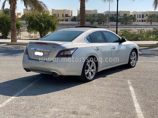 2012 Nissan Maxima