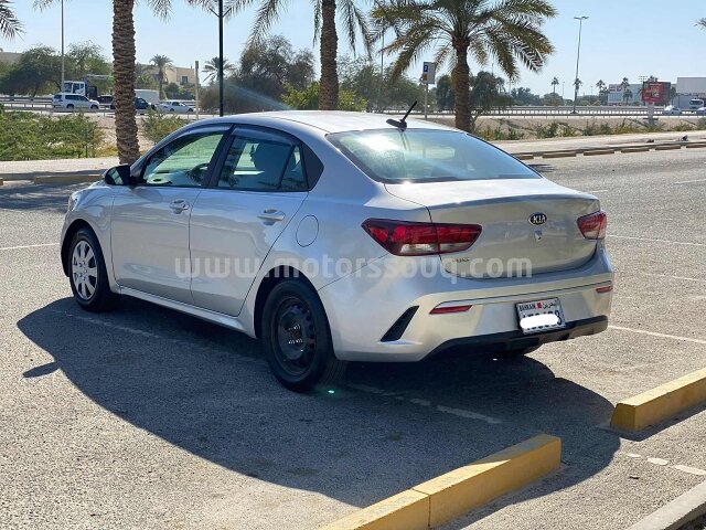 2021 KIA RIO