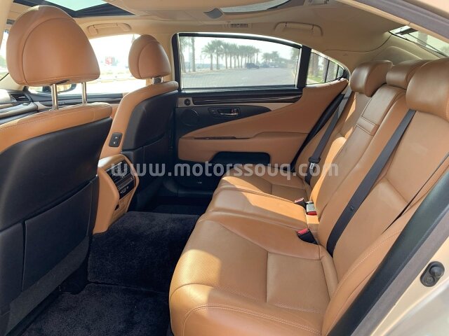 2013 Lexus LS