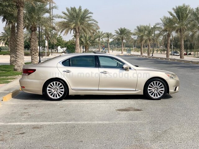 2013 Lexus LS