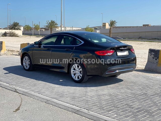 2016 كرايسلر 300