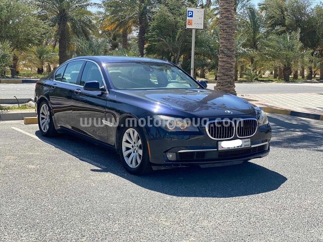 2011 بي إم دبليو 750