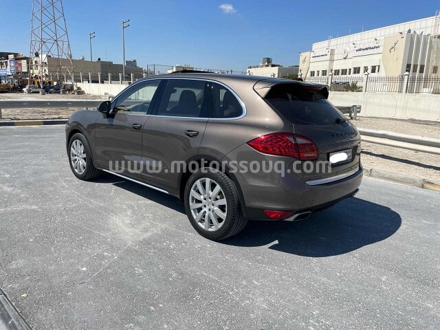 2011 بورش كايمان إس